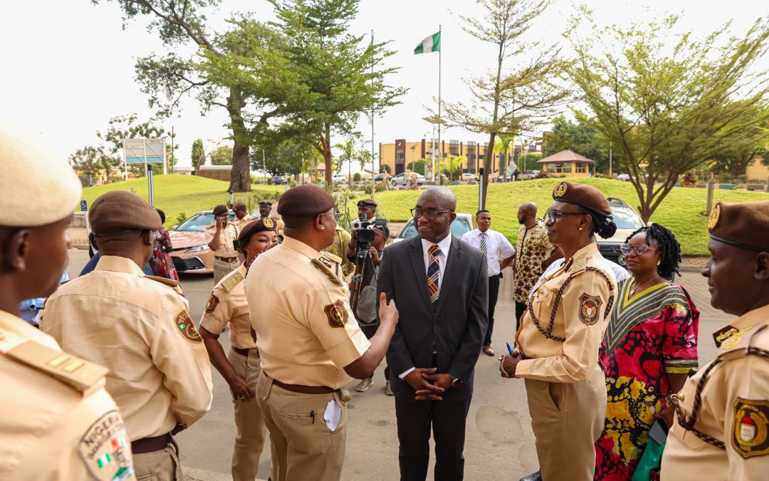 LDS-Christians donate passport readers and computers to boost Nigerian immigration